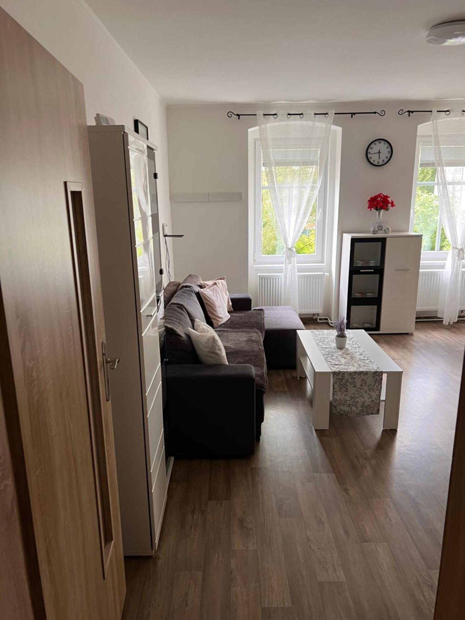 Apartmentscarlsbad Карловы Вары Экстерьер фото